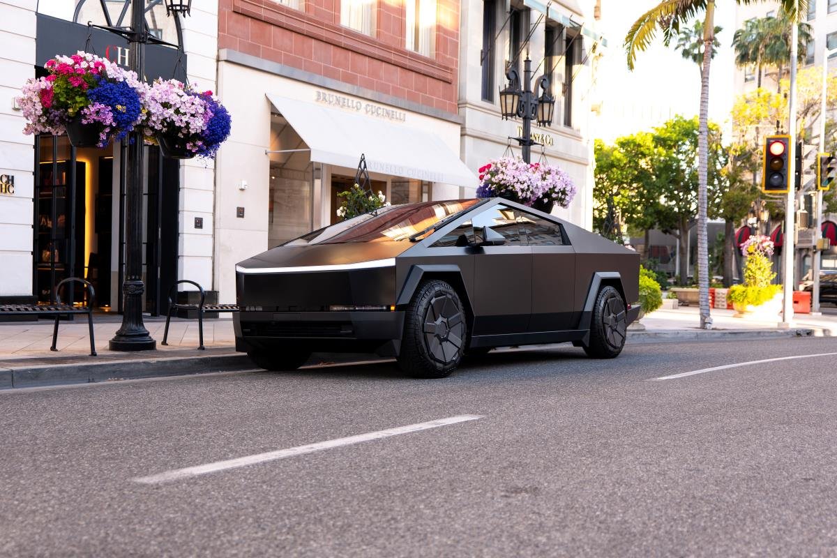 Tesla Cybertruck FSD 2026 Rental LAX Tesla Cybertruck FSD 2026 Rental LAX