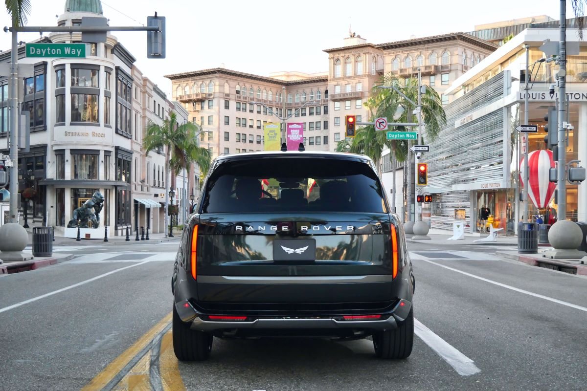 RangeRover P400 LWB 2025 rental LAX