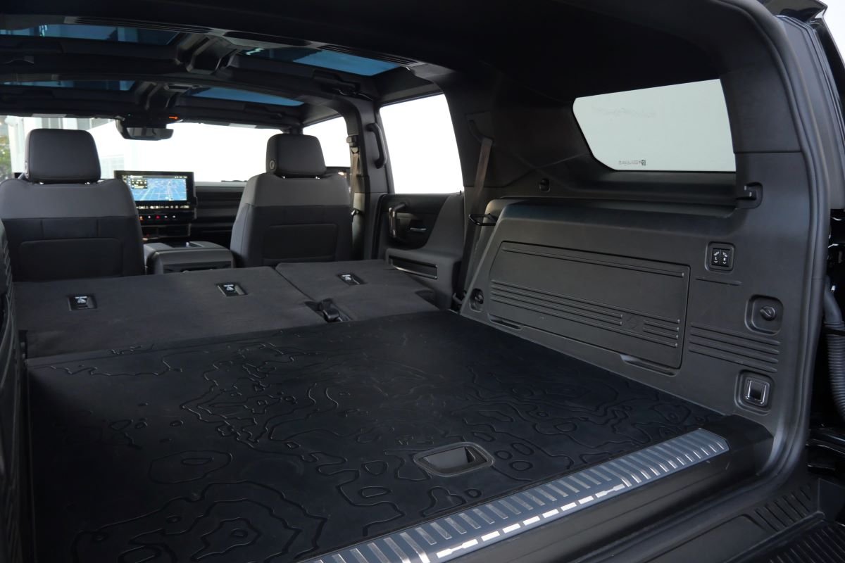 Hummer EV SUV 2025 for rent in Los Angeles Hummer EV SUV 2025 for rent in Los Angeles