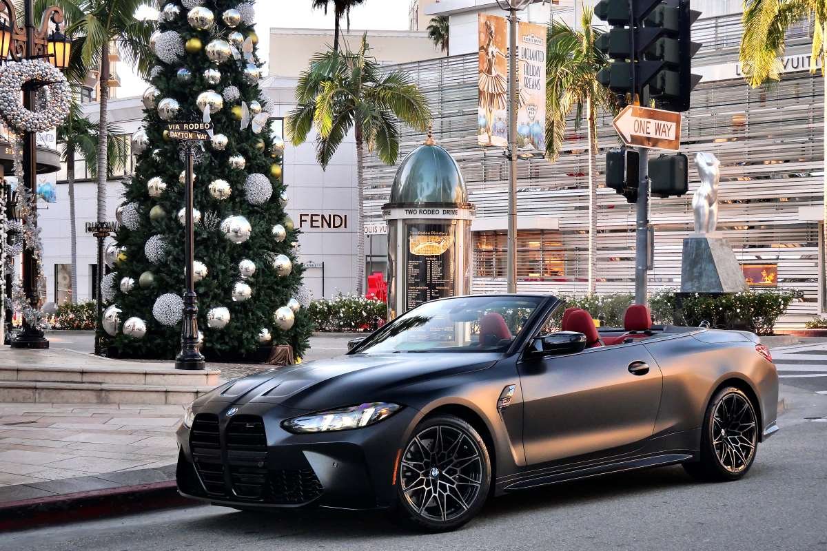 Rent a BMW M4 Convertible Competition 2026 in LAX Rent a BMW M4 Convertible Competition 2026 in LAX