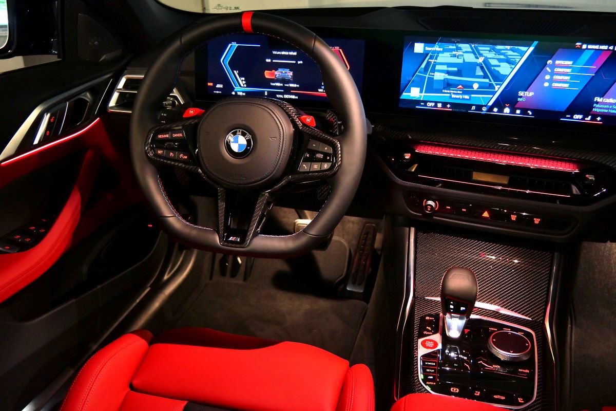 Rent a BMW M4 Convertible Competition 2026 in LAX Rent a BMW M4 Convertible Competition 2026 in LAX