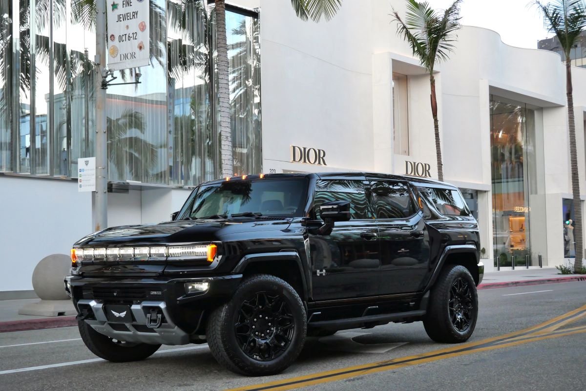 Rent a Hummer EV SUV 2025 in Los Angeles Rent a Hummer EV SUV 2025 in Los Angeles