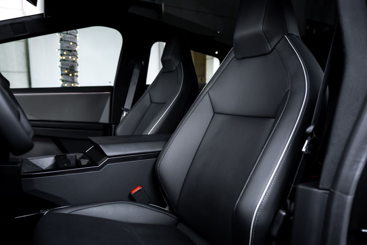 Tesla Cybertruck FSD 2026 Rental LAX Tesla Cybertruck FSD 2026 Rental LAX