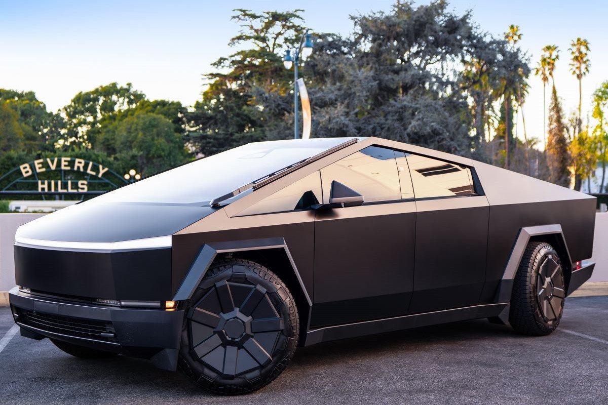 Tesla Cybertruck FSD 2026 Rental LAX