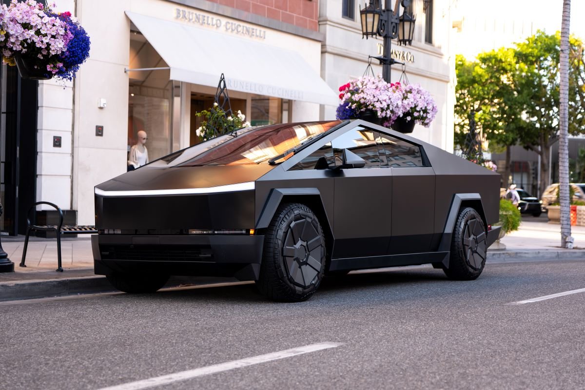 Tesla Cybertruck FSD 2026 Rental LAX Tesla Cybertruck FSD 2026 Rental LAX