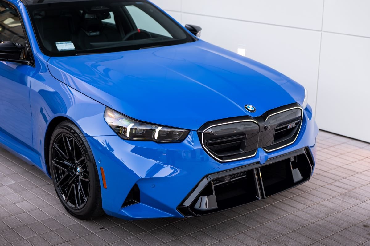 BMW G90 M5 rental in Los Angeles