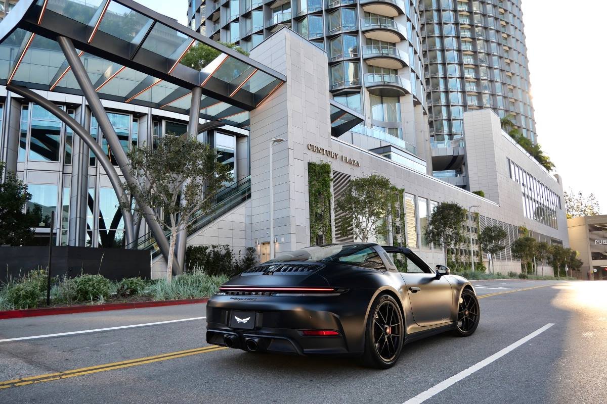 Porsche 911 Targa 4 GTS rental in LA Porsche 911 Targa 4 GTS rental in LA