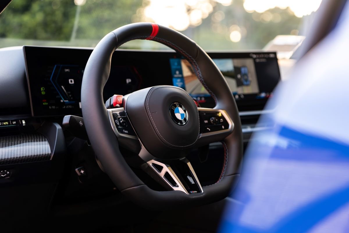 BMW G90 M5 rental in Los Angeles