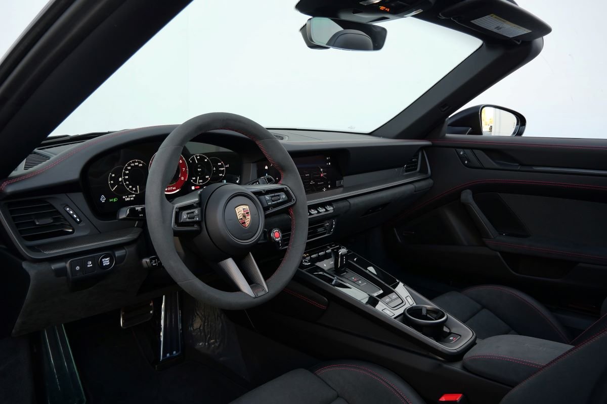 Porsche 911 Targa 4 GTS for rent in Los Angeles Porsche 911 Targa 4 GTS for rent in Los Angeles