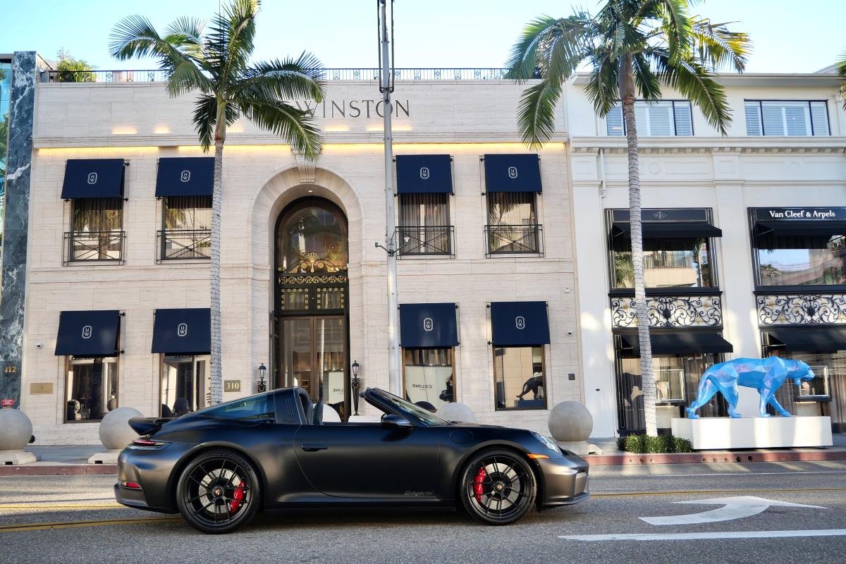 Rent a Porsche 911 Targa 4 GTS in LAX Rent a Porsche 911 Targa 4 GTS in LAX