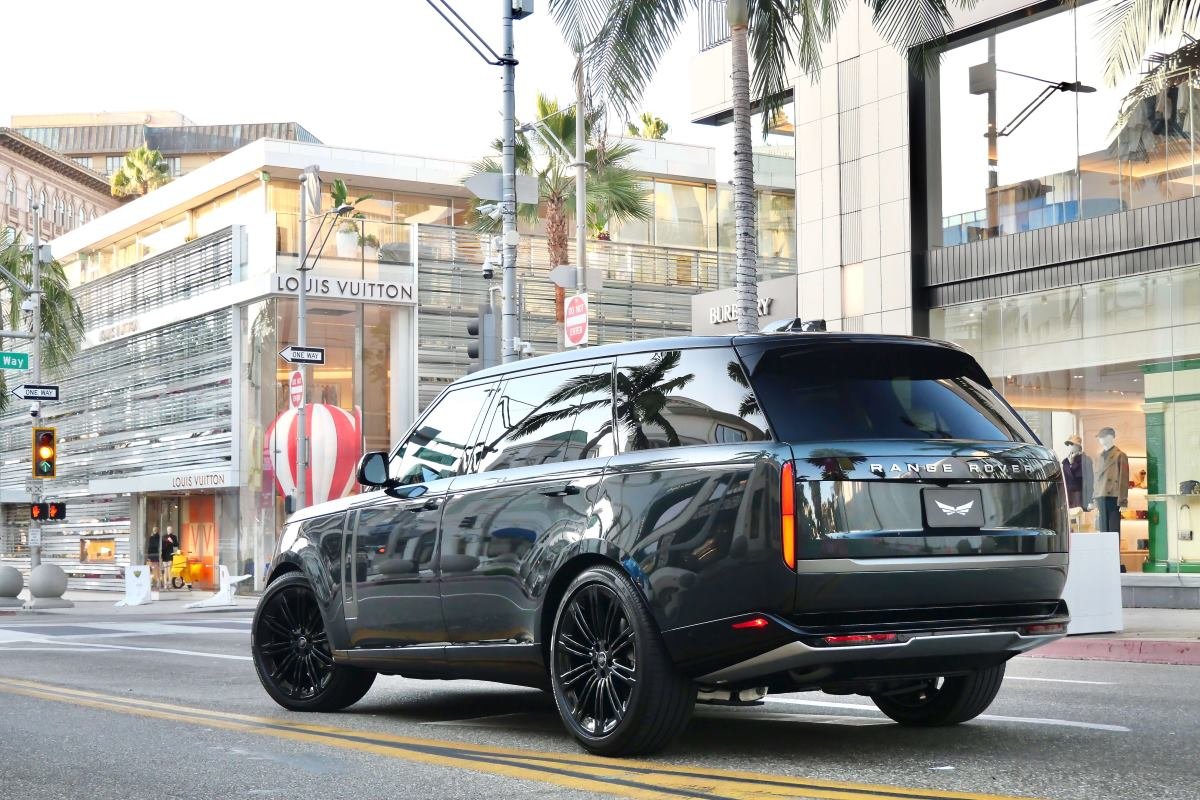 RangeRover P400 LWB 2025 rental LAX