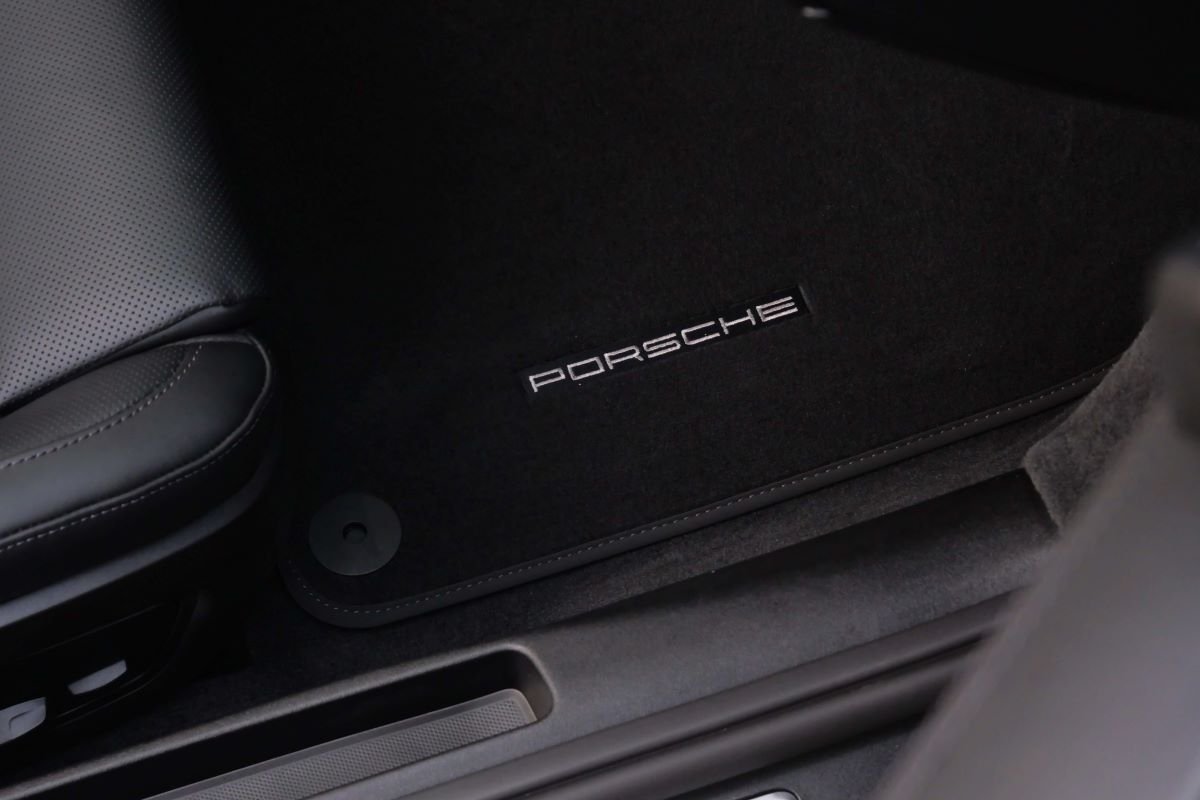 Rent a Porsche 911 Carrera Cabriolet 2026 in LAX