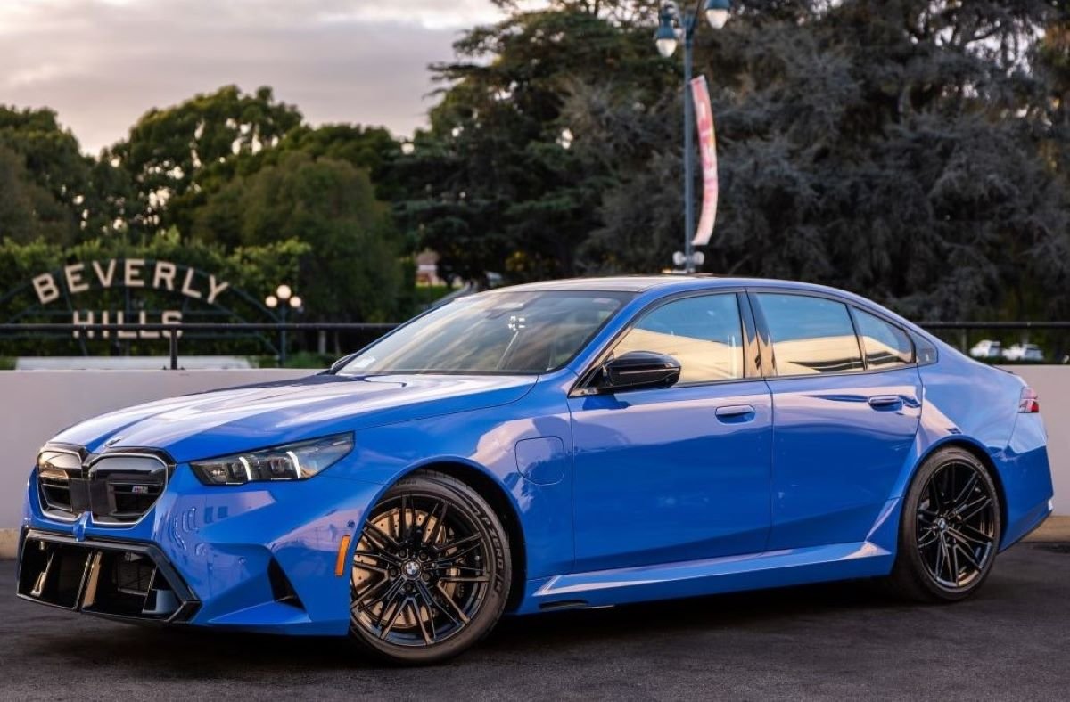 BMW G90 M5 rental in Los Angeles