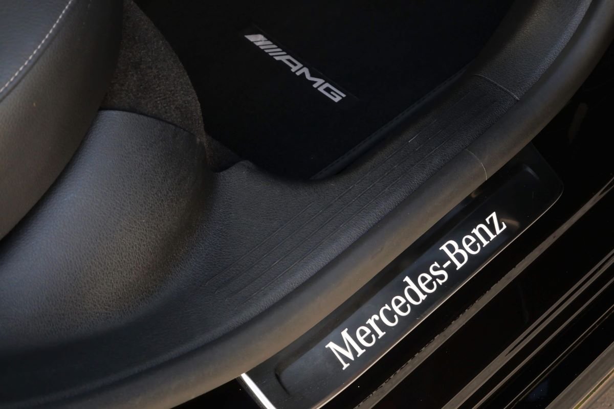 Mercedes Benz EQS 450 rental Los Angeles