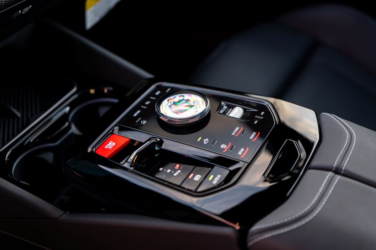 BMW G90 M5 rental in Los Angeles