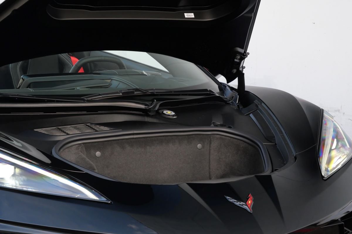 Rent a C8 Corvette convertible 2026 in Los Angeles