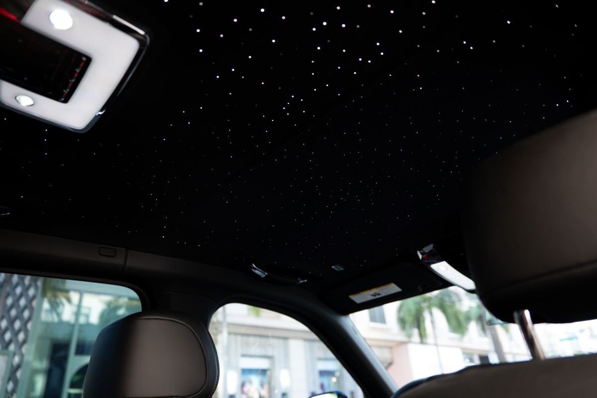 Rolls-Royce Cullinan Black Badge 2025 rental LAX Rolls-Royce Cullinan Black Badge 2025 rental LAX