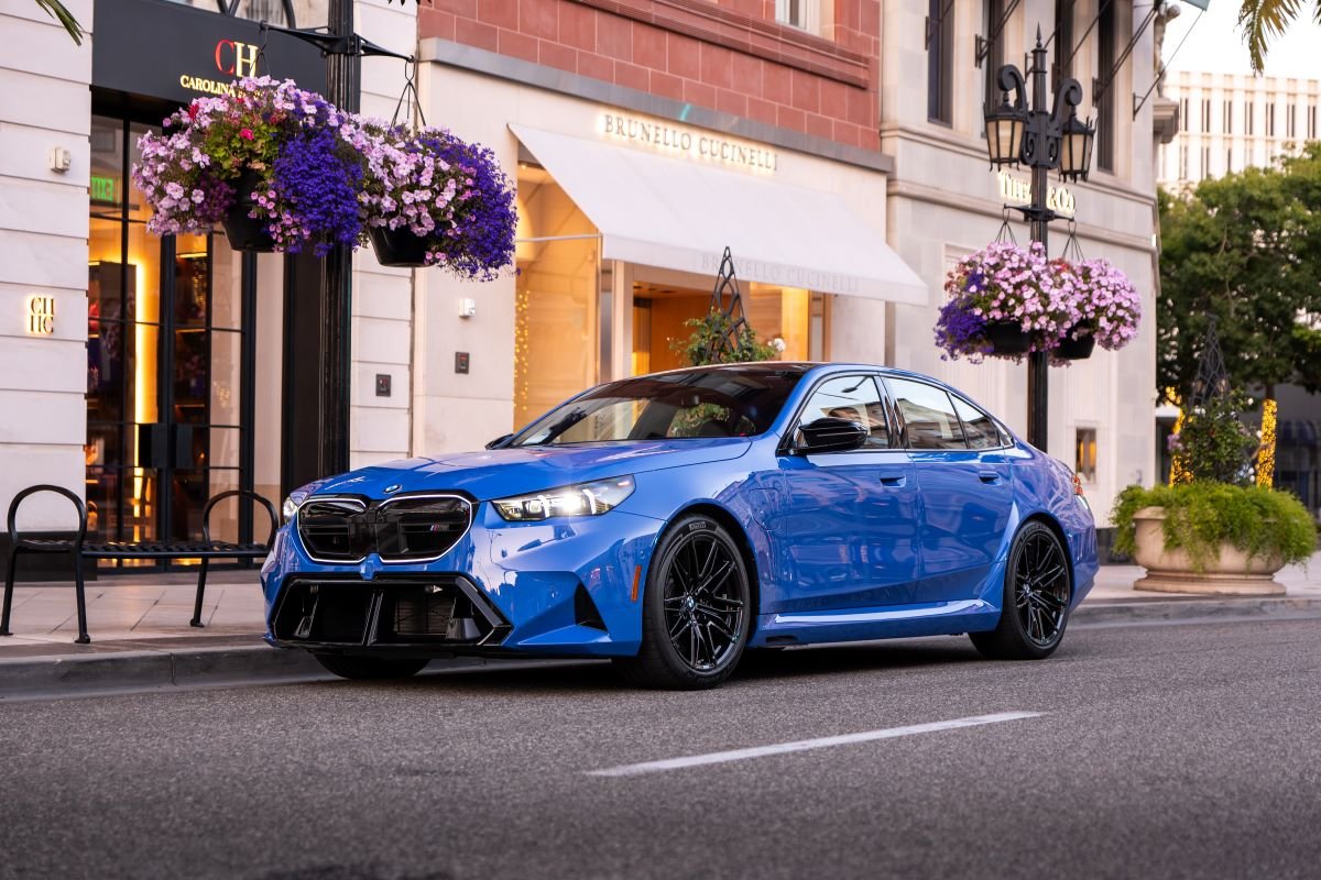 BMW G90 M5 rental in Los Angeles