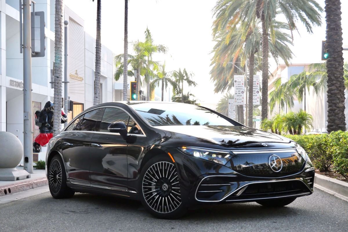 Mercedes-Benz EQS 450 rental LAX