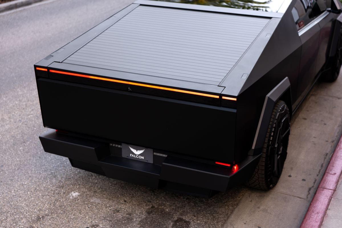 Tesla Cybertruck FSD 2026 Rental LAX Tesla Cybertruck FSD 2026 Rental LAX