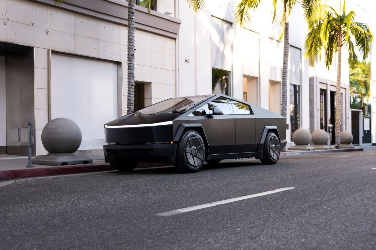 Tesla Cybertruck FSD 2026 Rental Los Angeles Tesla Cybertruck FSD 2026 Rental Los Angeles