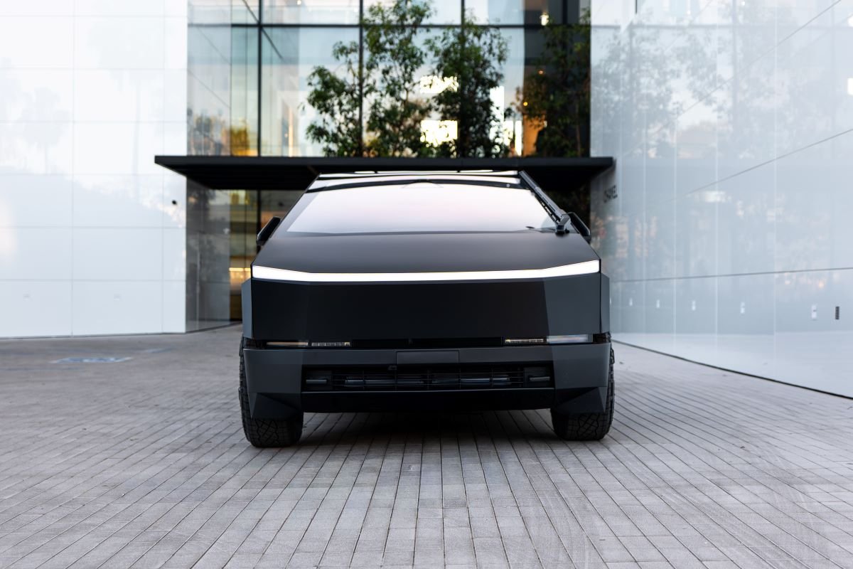 Tesla Cybertruck FSD 2026 Rental LAX Tesla Cybertruck FSD 2026 Rental LAX